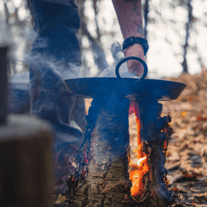 kindwood, kadai, swedish log torch, fire, sustainable, skillet, smoke